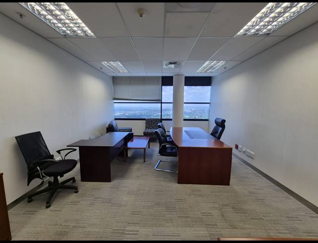 42M² OFFICE TO LET IN SANDTON CENTRAL